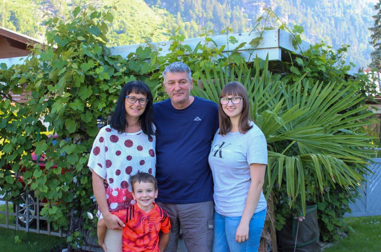 Pension Laerchenhof Döbriach Exteriör bild