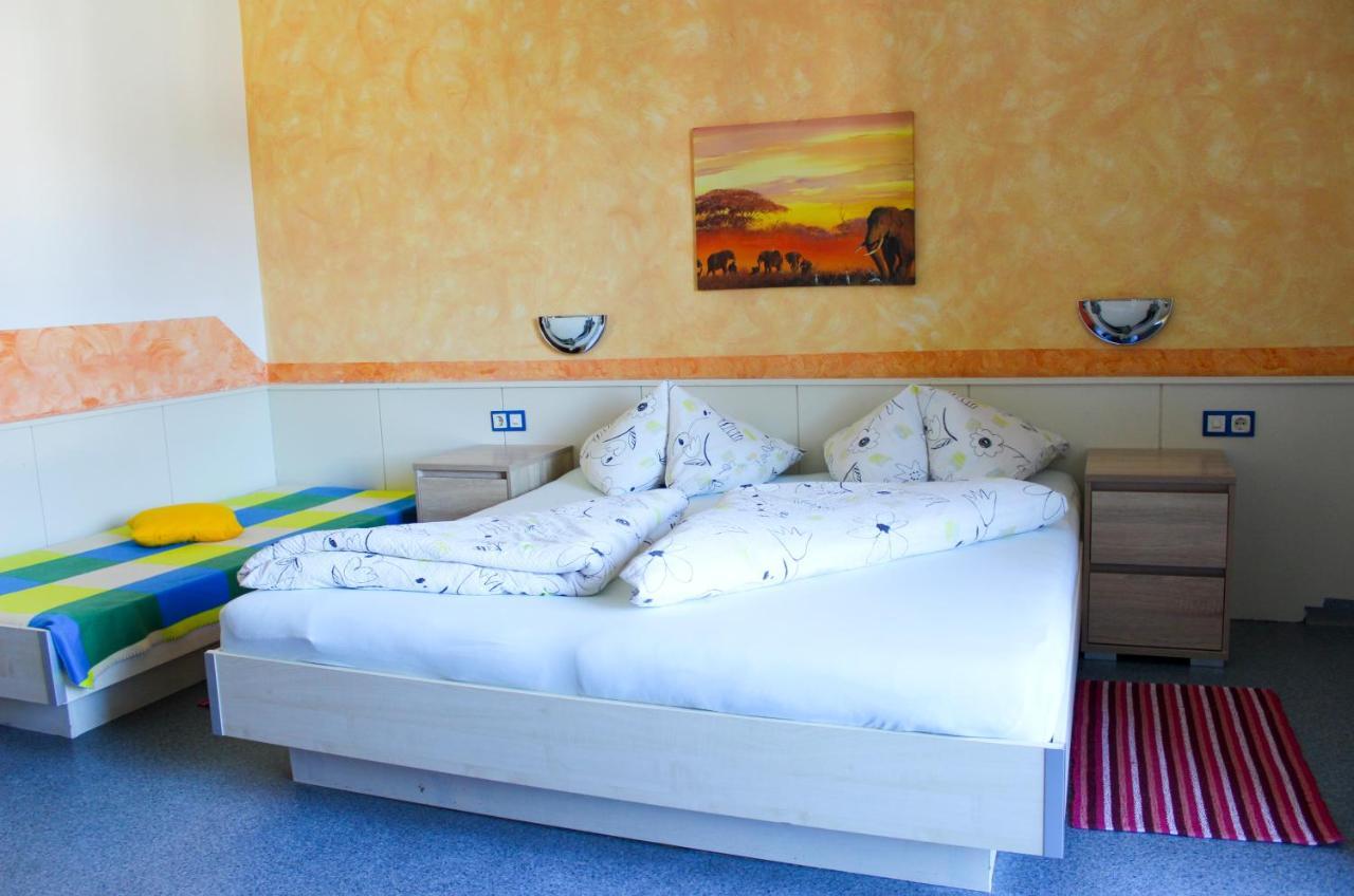 Pension Laerchenhof Döbriach Exteriör bild